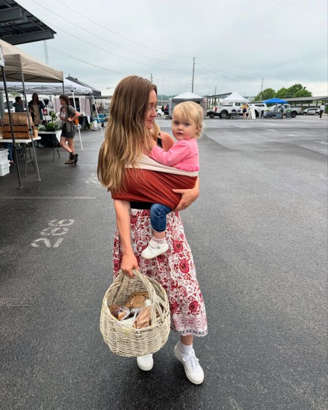 Happy Mother’s Day to all our market mamas! 🫶🌸✨